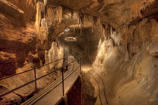 Seneca Caverns pathway.