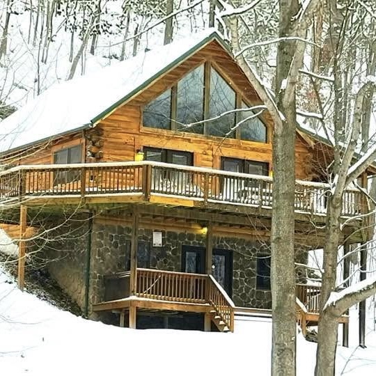 Winter cabin in West Virginia at Harman's Log Cabins.